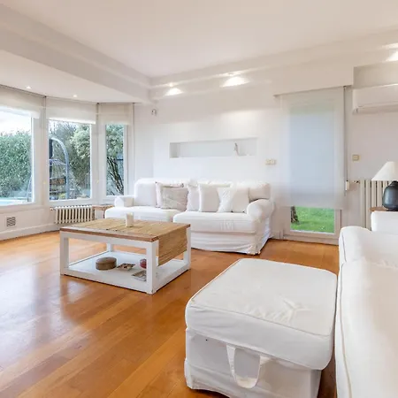 Villa Bista Eder Minneapolis