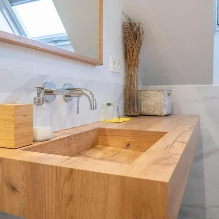 Bista Eder & * Hondarribia